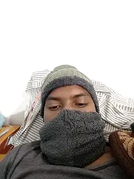 Hotboylumia 825321 online show from 21, 12, 2025