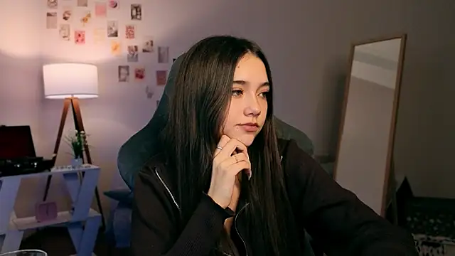 Vexorine online show from 28, 11, 2025