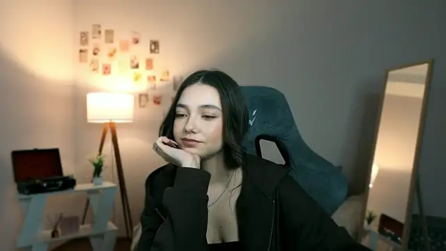 Vexorine online show from 11, 4, 2026