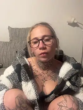 Antoniia69 online show from 19, 12, 2025