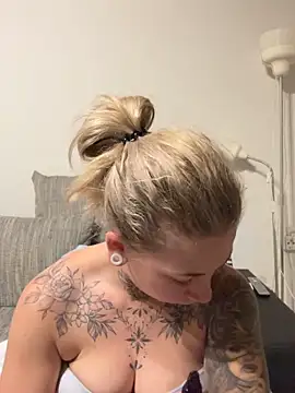 Antoniia69 online show from 23, 12, 2025