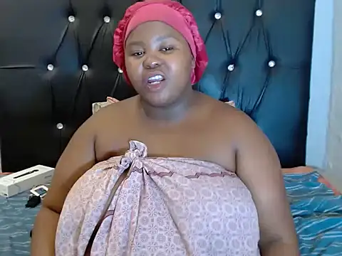 SexyBubblies96 online show from 28, 11, 2025