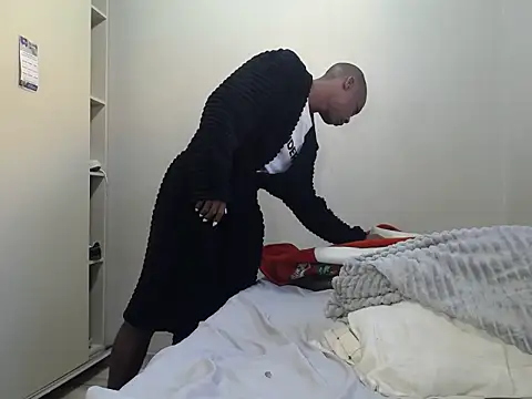 Snapshot of KinkyJXxX chatting on 12, 5, 2026 KinkyJXxX online show from 12, 5, 2026