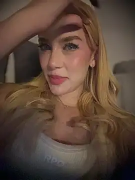 valeryfox   online show from 7, 3, 2026