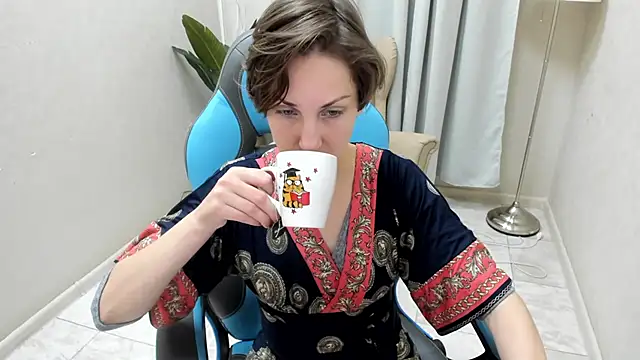 AuroraRight online show from 21, 11, 2025