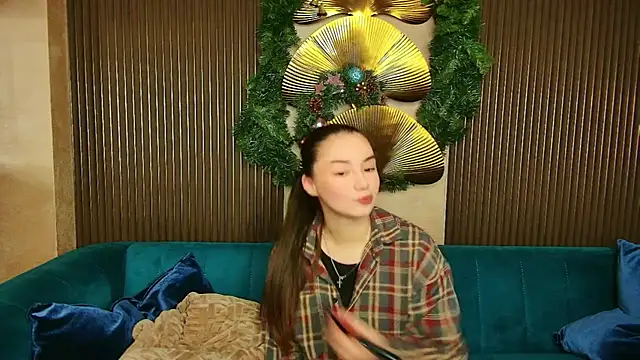 Amber Bond online show from 11, 1, 2026