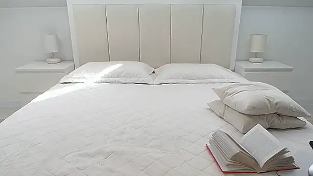 Milena29 online show from 11, 3, 2025