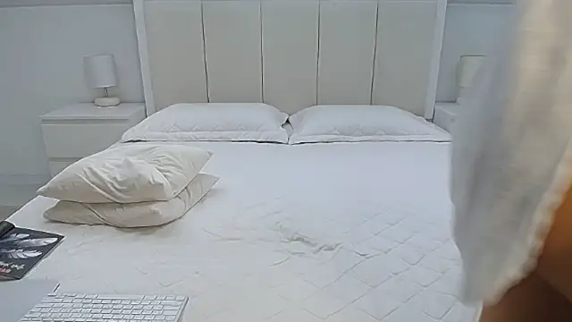 Milena29 online show from 22, 3, 2025