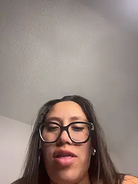 Snapshot of LyaRose chatting on 3, 2, 2026 LyaRose online show from 3, 2, 2026