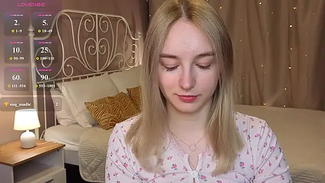 Snapshot of Shy_Polly chatting on 20, 5, 2026 Shy Polly online show from 20, 5, 2026