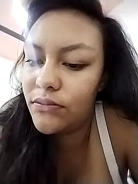 Chantal sex22 online show from 7, 1, 2026