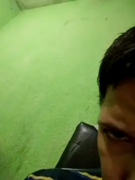 DestinedSpark23 online show from 4, 12, 2025