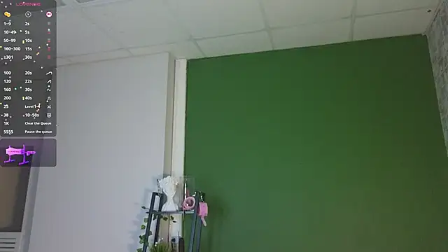 Snapshot of Vlada_vv chatting on 8, 4, 2026 Vlada vv online show from 8, 4, 2026