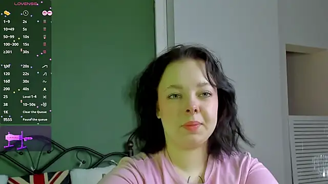 Snapshot of Vlada_vv chatting on 11, 4, 2026 Vlada vv online show from 11, 4, 2026