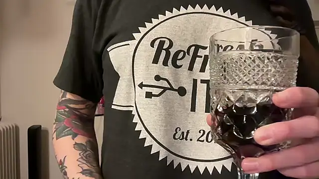 MissGoldenCartier online show from 10, 1, 2026