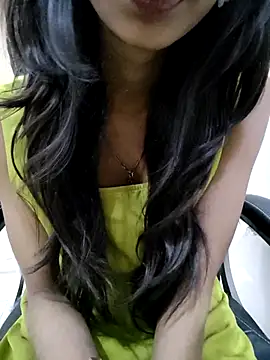 Snapshot of -AYUSHI01 chatting on 23, 11, 2025 -AYUSHI01 online show from 23, 11, 2025