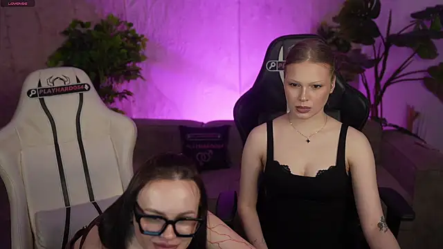 Charlotte Dreams online show from 5, 5, 2026