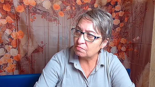 Snapshot of OlgaLuck chatting on 26, 11, 2025 OlgaLuck online show from 26, 11, 2025