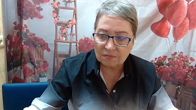 Snapshot of OlgaLuck chatting on 7, 5, 2026 OlgaLuck online show from 7, 5, 2026