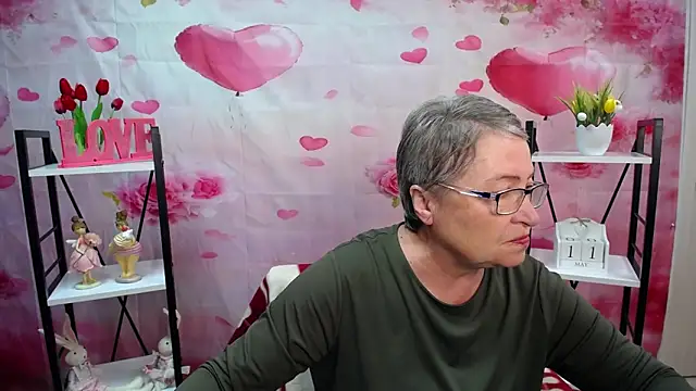 Snapshot of OlgaLuck chatting on 11, 5, 2026 OlgaLuck online show from 11, 5, 2026
