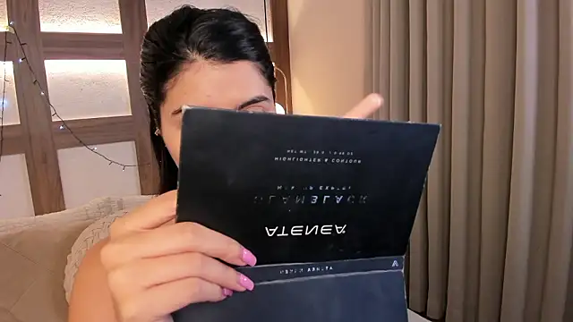 SarhaVega online show from 14, 2, 2026