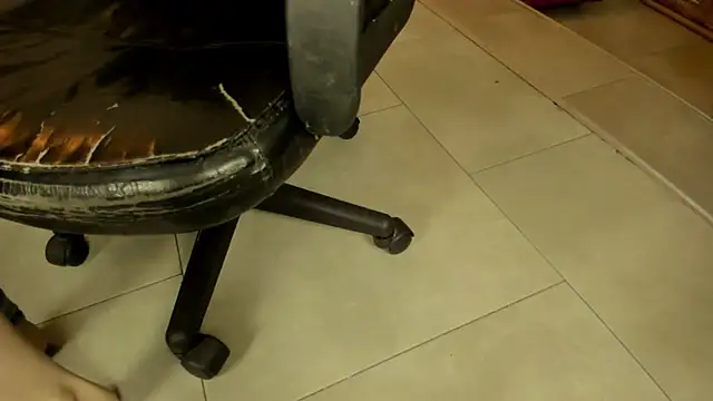 Mysterius Woman online show from 6, 4, 2026