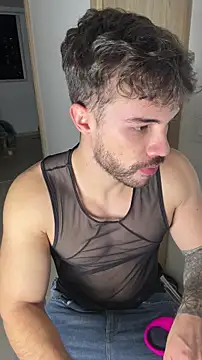 Valenthino Salvatore online show from 30, 11, 2025