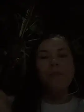 Natalia Saenz  online show from 22, 5, 2026