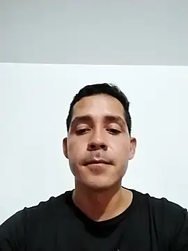 Snapshot of Logan_hetero1 chatting on 22, 11, 2025 Logan hetero1 online show from 22, 11, 2025