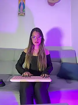 hanna  jones7 online show from 18, 1, 2026