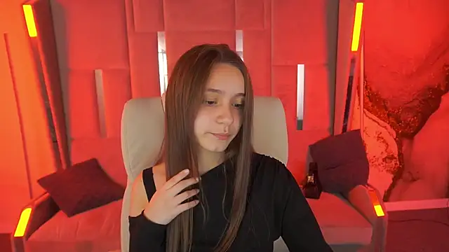 TinyNatalie online show from 25, 11, 2025