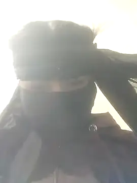 Snapshot of Qxriya chatting on 28, 11, 2025 Qxriya online show from 28, 11, 2025