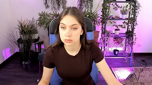 Snapshot of BlossomVesper chatting on 28, 11, 2025 BlossomVesper online show from 28, 11, 2025