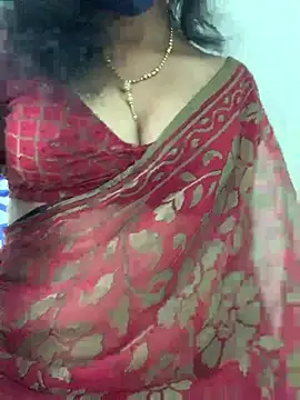 Snapshot of honeygirl6996 chatting on 19, 6, 2026 honeygirl6996 online show from 19, 6, 2026
