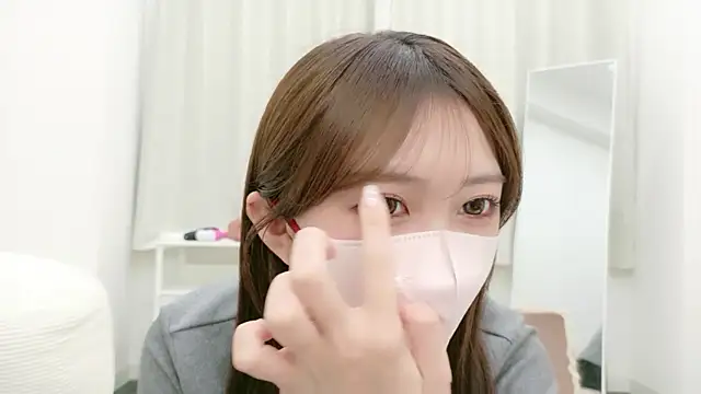 Snapshot of alicechan_v chatting on 21, 5, 2026 alicechan v online show from 21, 5, 2026