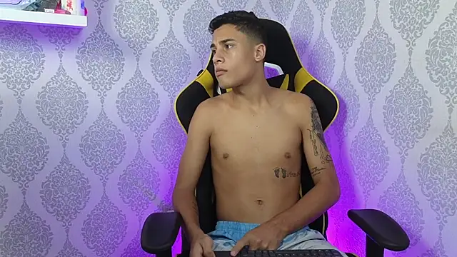 The big twink x online show from 25, 11, 2025