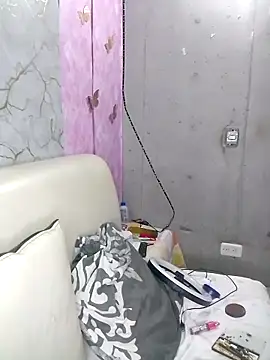 KiaracCastilo online show from 27, 11, 2025