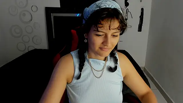 Snapshot of Mia_and_Kenai chatting on 1, 12, 2025 Mia and Kenai online show from 1, 12, 2025