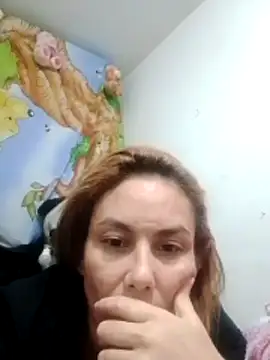 Alice-pink online show from 29, 11, 2025