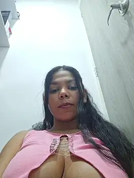 Snapshot of Mia_Rosex chatting on 24, 2, 2026 Mia Rosex online show from 24, 2, 2026