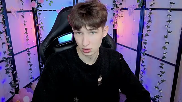 Maxwellchiik online show from 30, 11, 2025