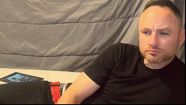 famous1tad online show from 14, 4, 2026