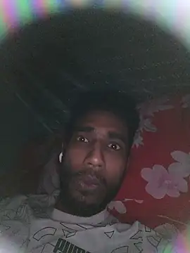 Snapshot of MH_Shuvo_Prince chatting on 26, 11, 2025 MH Shuvo Prince online show from 26, 11, 2025