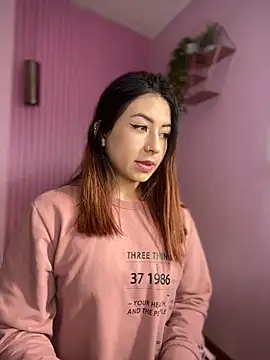 MaddieHunter online show from 28, 11, 2025