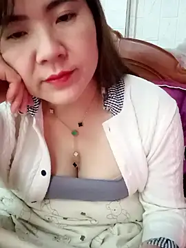 Lily-ross22 online show from 10, 2, 2026