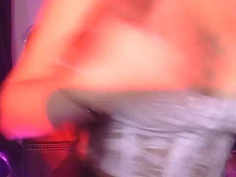 cute mahira online show from 8, 3, 2026