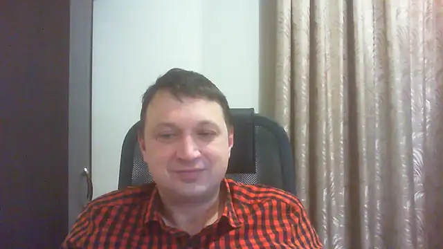 Snapshot of Storm_Velvet chatting on 4, 12, 2025 Storm Velvet online show from 4, 12, 2025