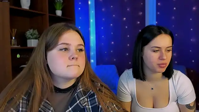 Snapshot of candy_flossie1 chatting on 6, 2, 2026 candy flossie1 online show from 6, 2, 2026