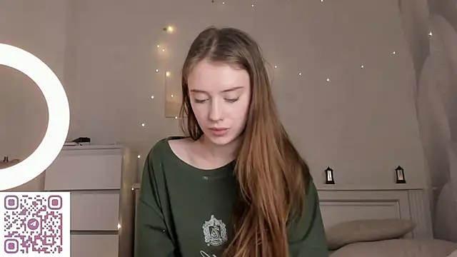 AmyForYouu online show from 13, 12, 2025