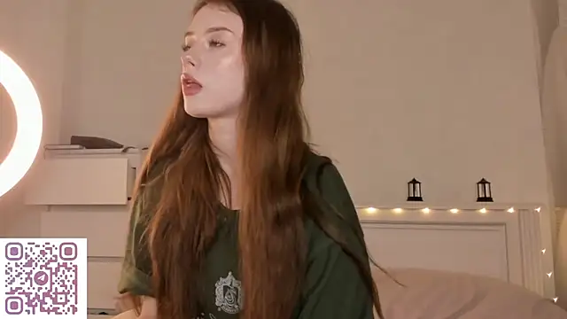 AmyForYouu online show from 22, 12, 2025